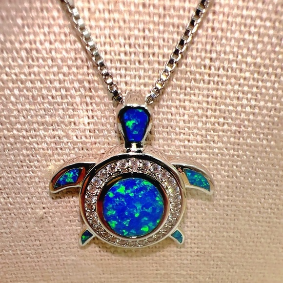 Stunning Turtle Pendant Necklace with Opal Inlay - Picture 3 of 12